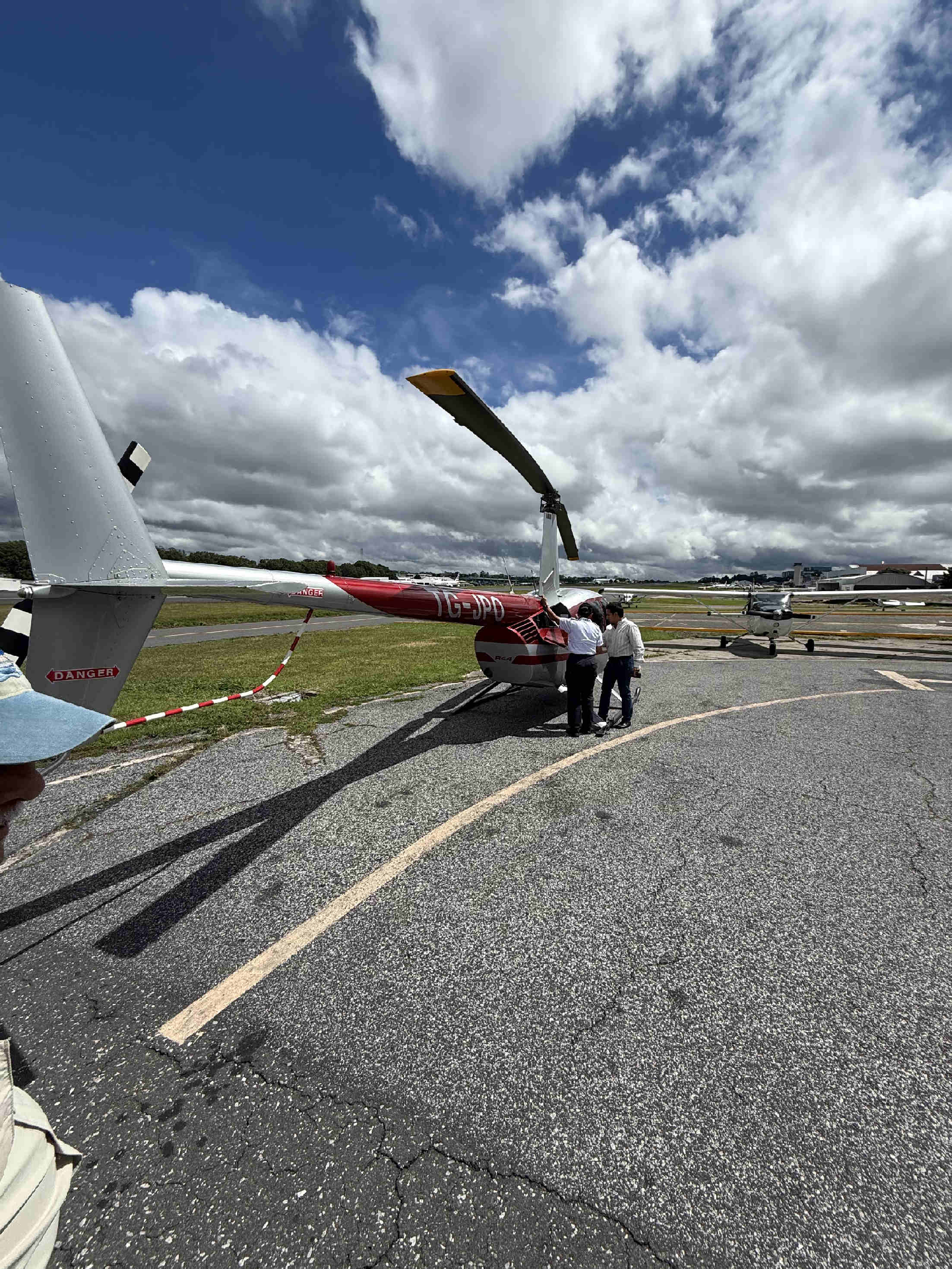 Robinson R44